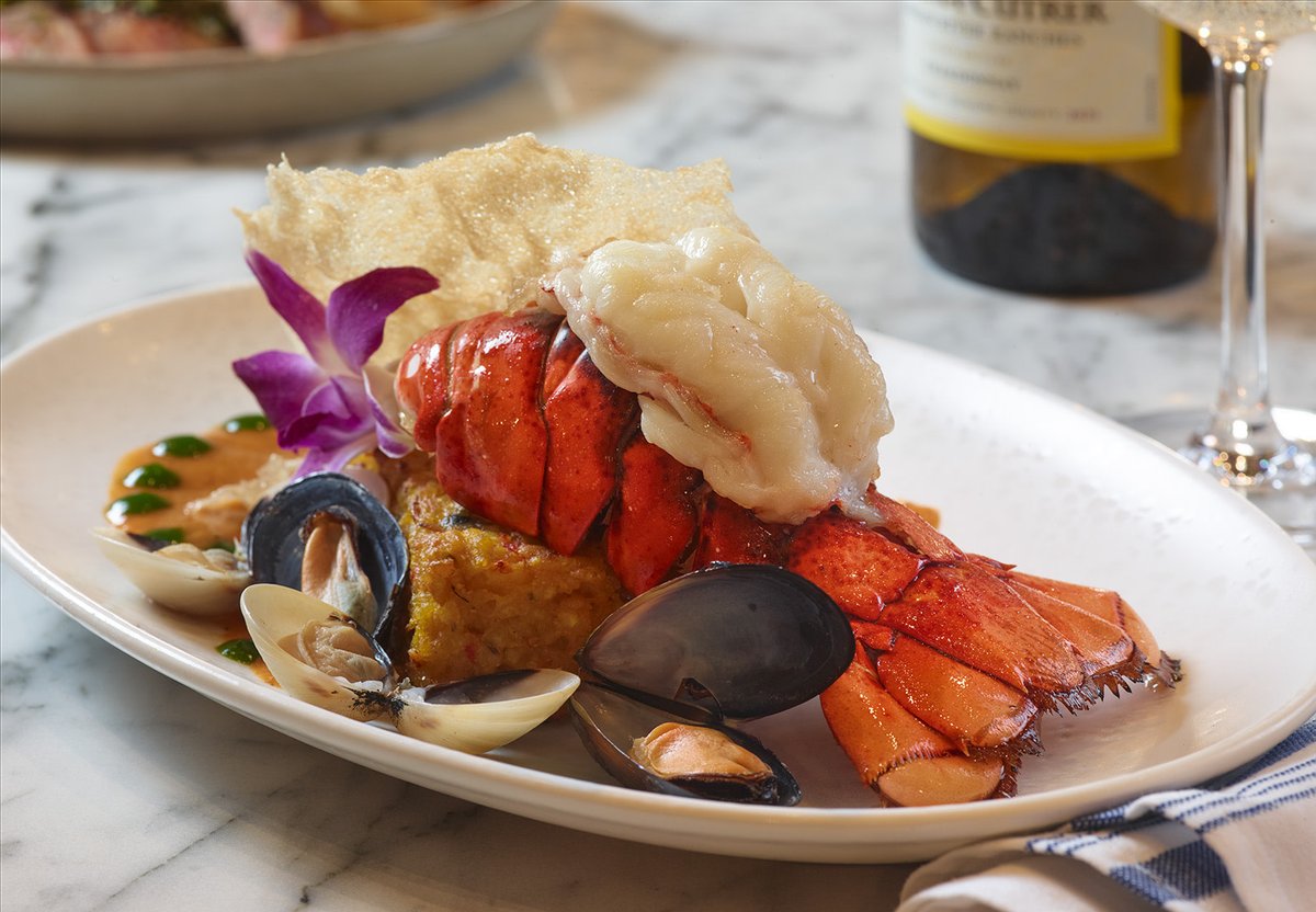 Savor the artistry on your plate at Sal Rosa! Our dishes aren't just delicious - they're culinary masterpieces! 😋