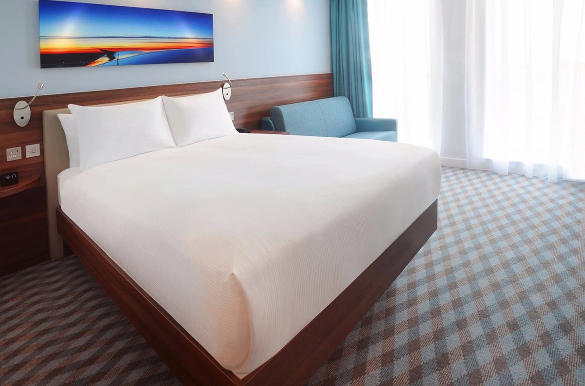 Indulge in Tranquil Comfort at Hampton by Hilton London Stansted Airport 🛏️ 

Unwind and rejuvenate in plush surroundings, ensuring a restful stay while preparing for your London adventure.

Book your stay → bit.ly/39RK1OG

#StanstedAirport #LondonHotel #StanstedHotel