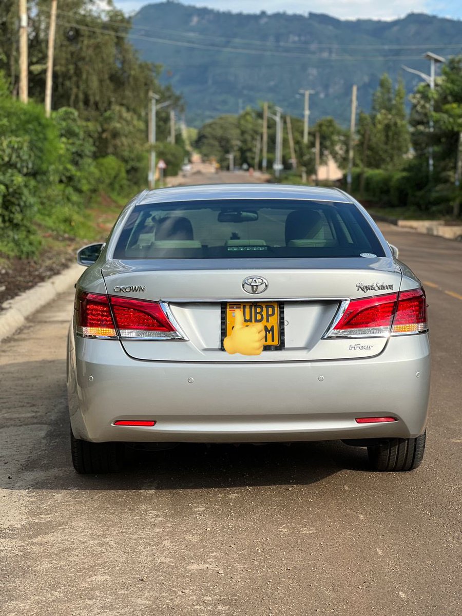 Sir_vic68's tweet photo. Toyota Crown Royal saloon
Year: 2016
Engine: 2500cc V6 i-four
Automatic Transmission
✅PRICE :………call me for more information🙈😂
#call_0757758016_0785602317 #victor_motors_ug #future_clients #carsug https://t.co/fy5inBEMO2