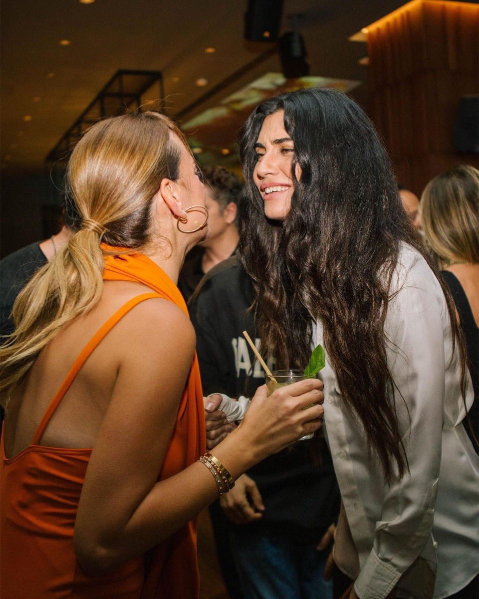 lus2207's tweet photo. Repost from @sedabakan
•
40’a gelmeden 30’ların keyfi çıkıyordu 😅 #partitime🎉 ( @lemeridienistanbul @sushi.manga çok teşekkürler 🤍 )
#tubabüyüküstün https://t.co/btum4nqjfR