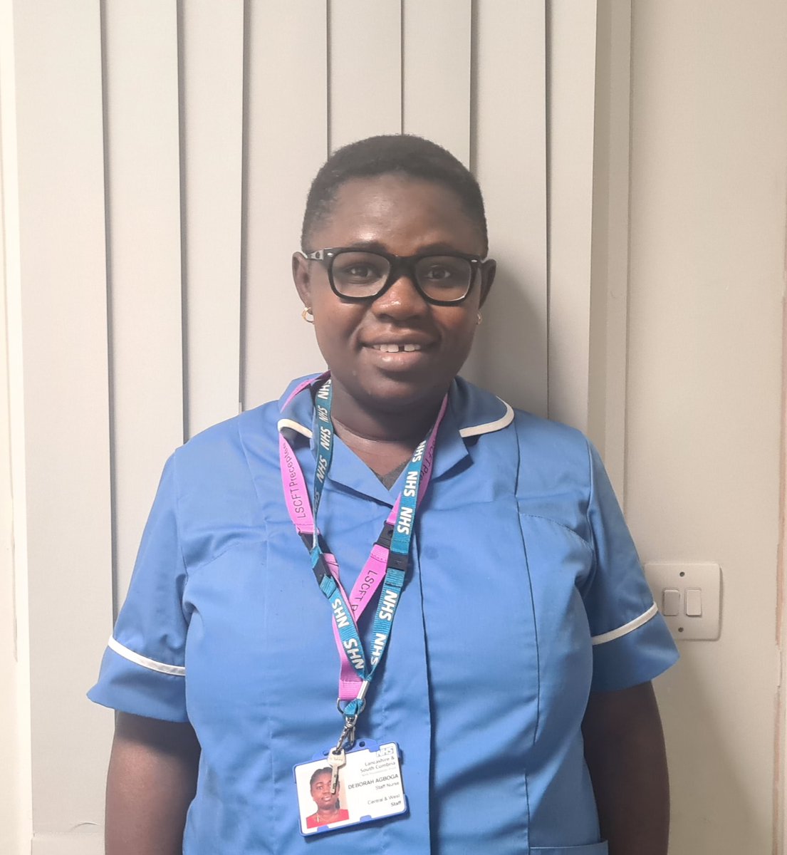 Congratulations Deborah on completing your preceptorship. We are all proud of you and are looking forward to see you continue on the band 5-6 development programme. 💙 @NicNolan42 @Nurse_Oldham @RebekahNwaka @AbiHiltonNHS @Lisasmi36616707 @MorettaRuss