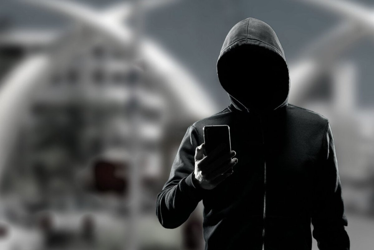 Phone thief arrested in Mombasa turns out to be Turkana DCI officer

bit.ly/46GwaqD