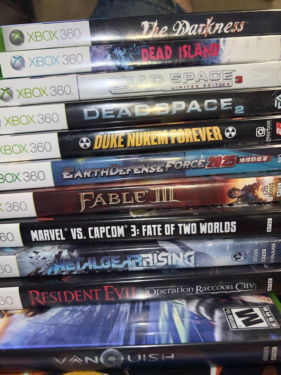 MrMegaManFan's tweet photo. Today's haul. Thanks Ben! @BensGameZone #Xbox360 https://t.co/99Pb0rJGoE