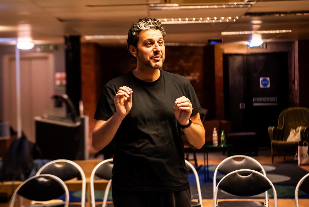 boldelephant_'s tweet image. How it started —&amp;gt; How it’s going
🌟Dame Foreign Edition🌟

Audiences are loving @fabrimatteini as our fabulous dame!

One more weekend to see The Foreigners’ Panto. Get your tickets at the link in our bio!