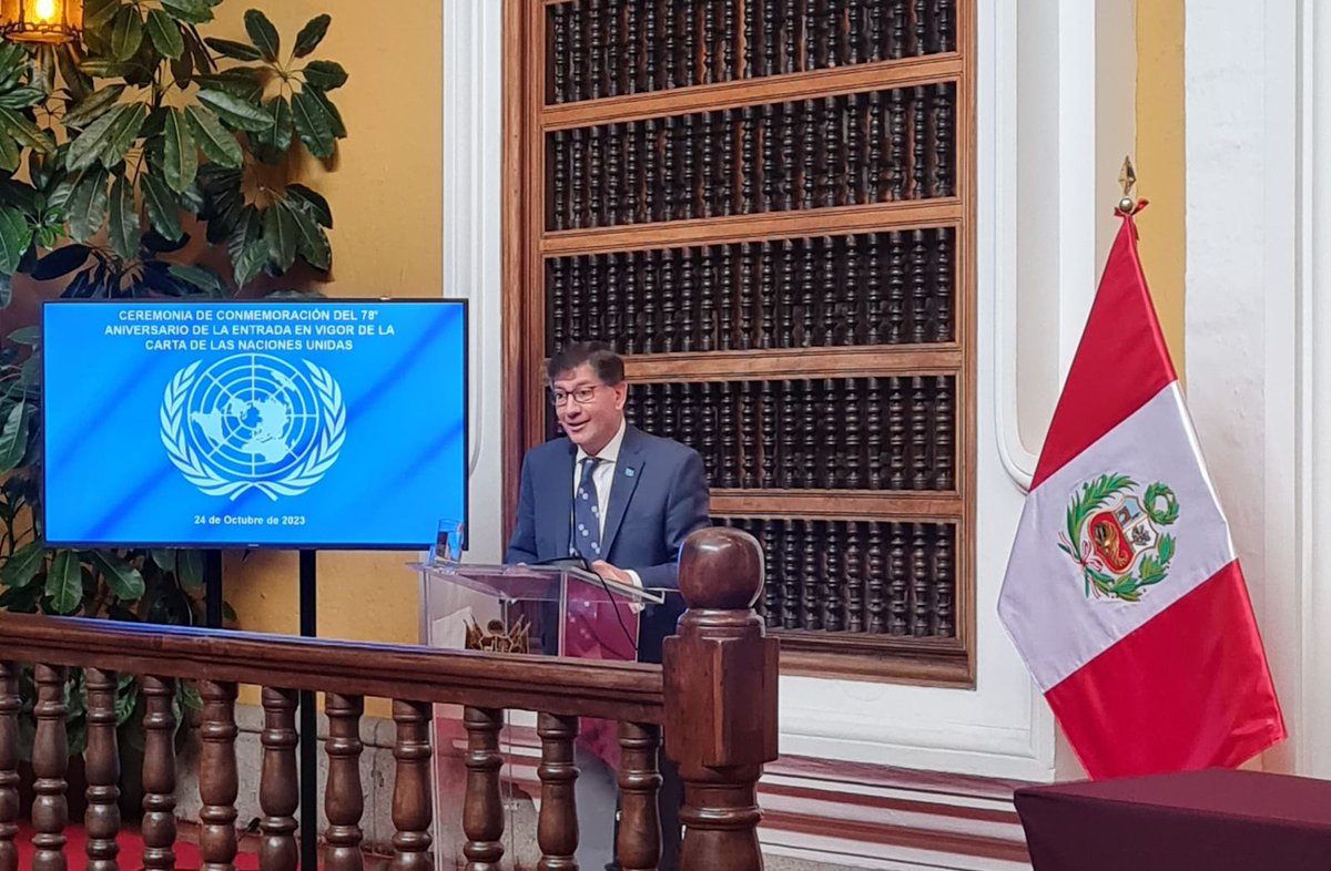 ONUPeru's tweet photo. En 78aniv.ONU recordamos junto a @CancilleriaPeru principios de Carta ONU que orientan su trabajo a favor de los pueblos del 🌏. Coordinador residente @GarafulicIgor destacó labor de @ONUPeru con Estado 🇵🇪 en ámbitos de desarrollo y humanitario como apoyo en preparación a El Niño https://t.co/R8zYBPvsoK