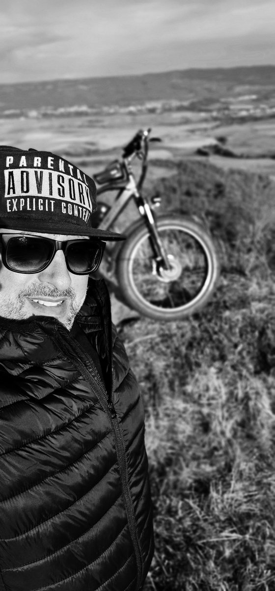 DBFIGHTER63500's tweet photo. @DBFIGHTER63500  #weekend #VTTAE #fatbike #auvergne https://t.co/KqnC8utGGW