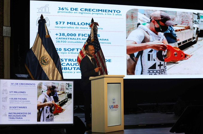 #DePaís Con este evento realizado en el Teatro Nacional, <a href="/USAIDES/">USAID/El Salvador</a> clausuró este proyecto al que le destinaron&amp;36.6 millones y una contrapartida municipal de $3 millones. 
📸 Francisco Campos.