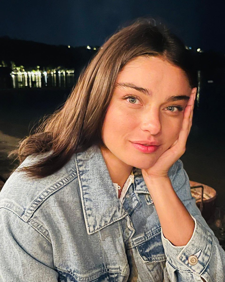 kaderbaglaribr_'s tweet photo. 📸| Ayça Ayşin Turan Via Feed 🍇

Longa vida, Ayça! 🩵🥳

#AycaAyşinTuran #SerkanÇayoğlu #KaderBağları #SevKer https://t.co/k61v6pEQiV