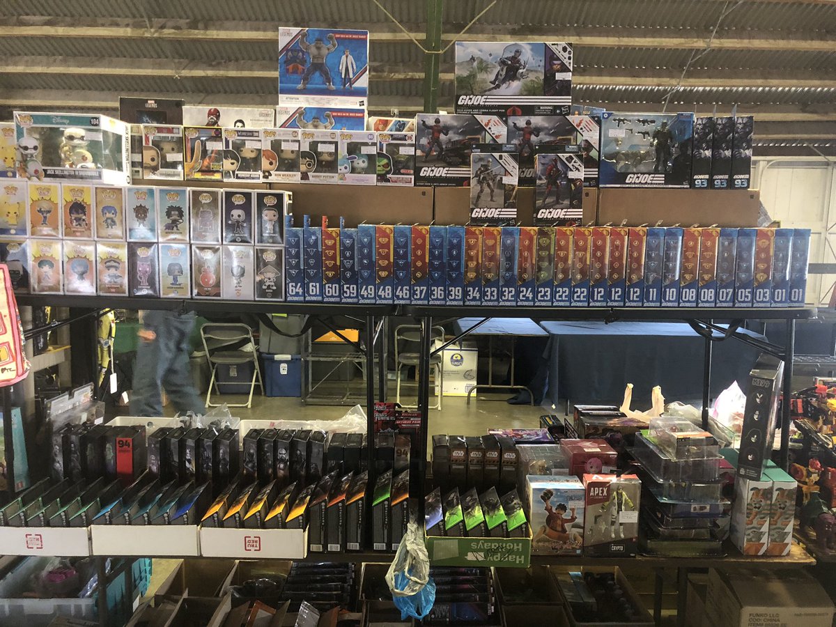 DriftingHere's tweet photo. #chicagotoyshow #knowwherewisconsin #knowwheretoys #toystore #collectiblesstore #funkopop #moderntoys #toysforsale #watertownwi #wisconsintoystore #wisconsin https://t.co/b3Vspj4wtl