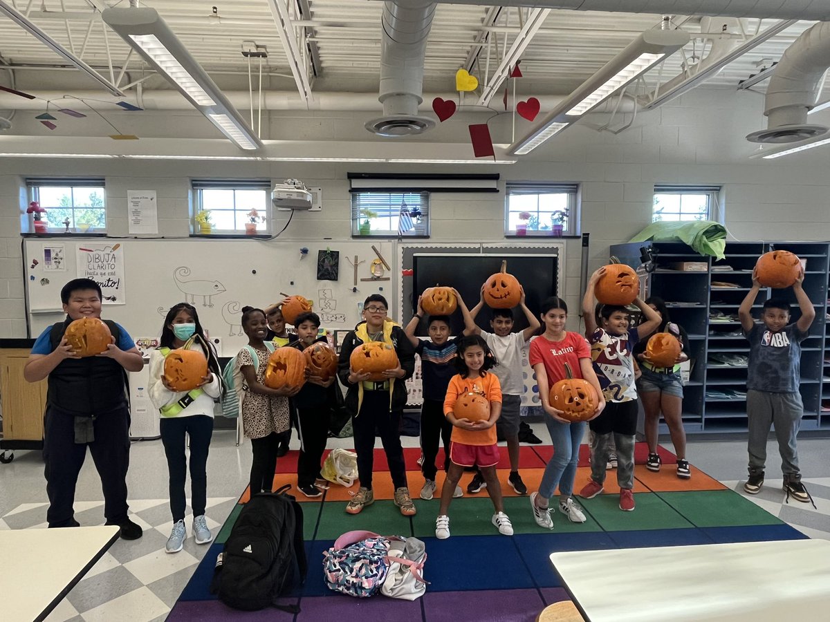 KeyCarve!!!  Huge thanks to the teachers who made this possible!! <a href="/EscuelaKeyAPS/">Escuela Key Elementary</a> <a href="/arteescuelakey/">Arte Escuela Key</a>