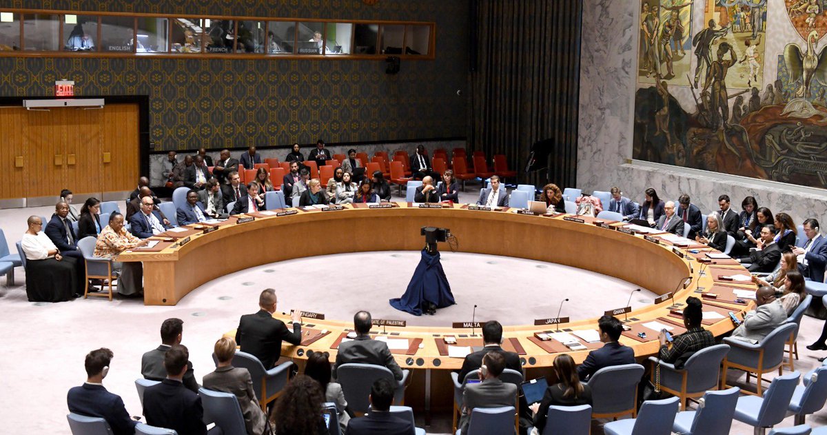 DIRCO_ZA's tweet photo. Among many other women of distinction, Dr Pandor is joined by SA’s Permanent Representative to the UN, Amb. Mathu Joyini, Former Foreign Minister of Tanzania, Ms Liberata Buratwa and the Executive Director of the UN, Dr Sima Bahous.

📷: Jacoline Schoonees/DIRCO

#SAatUNSC https://t.co/vIVGIdZlV3