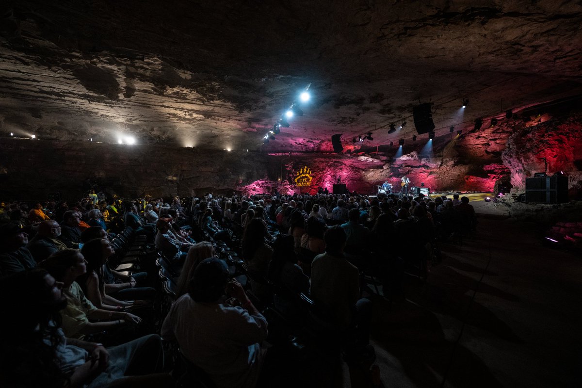 CBurnside_BCR's tweet photo. My episode of @CavernsSessions is appearing on @PBS stations beginning today! Check your local listings for air dates & times, or stream the full episode here: https://t.co/A3omanmtMv
📸: @weintrobphoto
#blues #bluesmusic #hillcountryblues #thecaverns #pbs https://t.co/SLXaxSpMD8