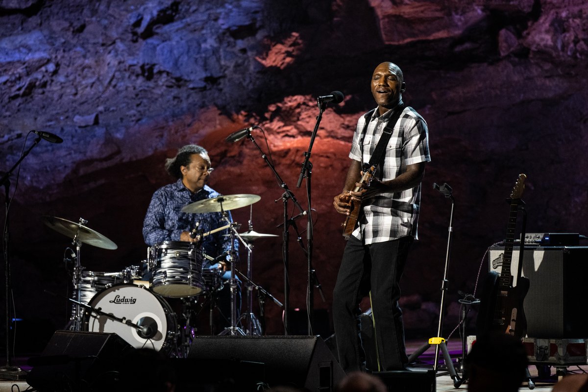 CBurnside_BCR's tweet photo. My episode of @CavernsSessions is appearing on @PBS stations beginning today! Check your local listings for air dates & times, or stream the full episode here: https://t.co/A3omanmtMv
📸: @weintrobphoto
#blues #bluesmusic #hillcountryblues #thecaverns #pbs https://t.co/SLXaxSpMD8