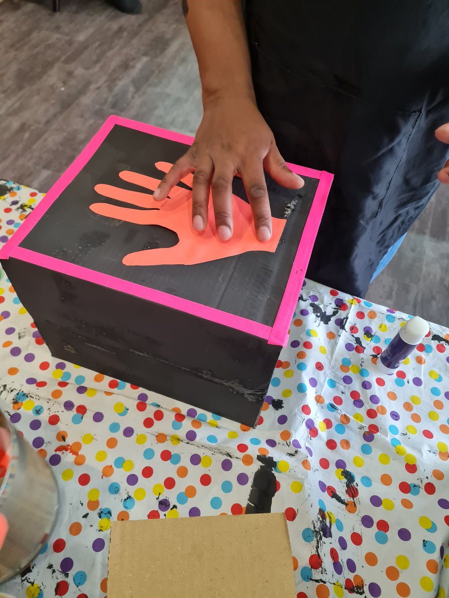 Sharleenshaha's tweet image. Our first session of After Party workshops with The Party People @CookeChemaine was amazing! We are @TheCrescentCare this Friday, for more Prop making, dance and DJ training. All in prep for @darkhorse_uk #Unit21 #AFTERPARTY @musicinkirklees #KYOM23