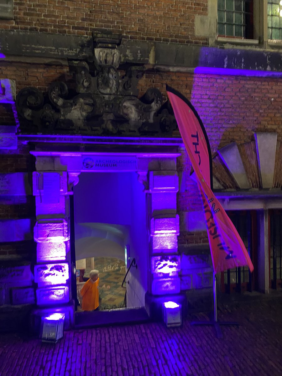 Het was zaterdagavond een gezellige drukte bij ons tijdens Museumnacht Kids Haarlem. Er werd gespeurd naar superhelden, geknutseld en met onze superheld Cornelis op de foto gegaan. Met dank aan onze vrijwilligers konden we ook deze late uurtjes open gaan! 
#museumnachtkidshaarlem