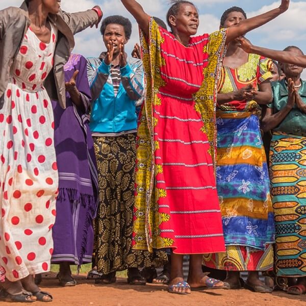 TGPIntl's tweet photo. On #WorldSustainabilityDay we wanted to shine a spotlight on one of the amazing brands we work with. Question Coffee are changing the face of the coffee industry by championing sustainability in new and innovative ways, and transforming Rwandan coffee production from seed to cup. https://t.co/6CoDZc3fVd