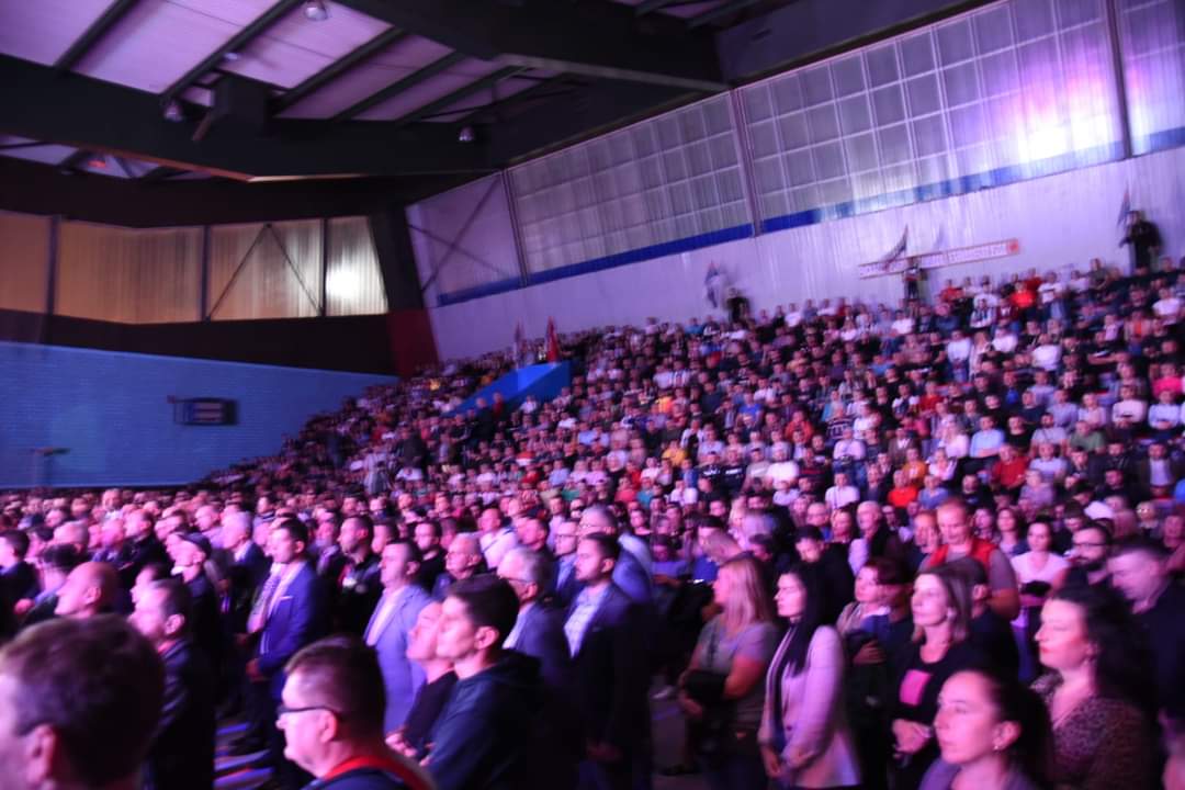 ZvVelo's tweet photo. Из Зворника твоји.... https://t.co/TgUx8t5JQZ