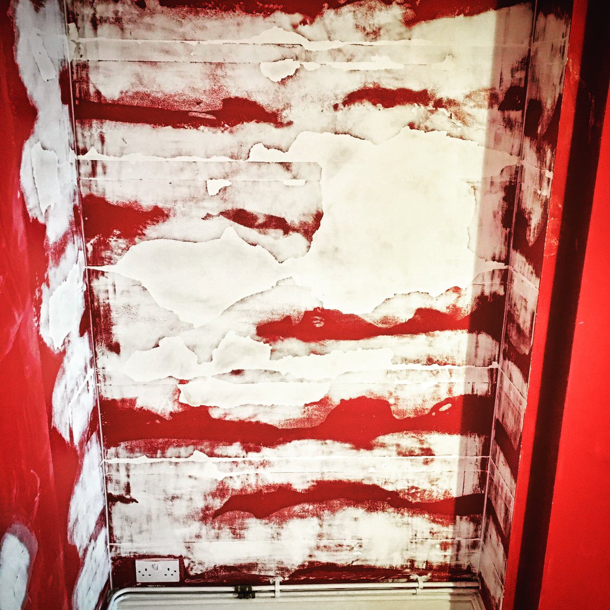 MrBristlesUK's tweet photo. #FillerContent 🤓
@ZinsserUK Guardz and a little @ToupretUK Rock Solid Repair for the deep holes and this one is ready for the mist coat 🖌
Got problem walls? Drop us a line today.
📞 - 07518 137166
📧 - info@mrbristlesuk.co.uk
💻 - https://t.co/c9vodfYNFj
#MrBristlesUK https://t.co/AEWE0qZBmZ