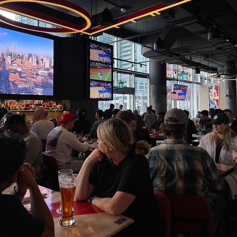 WaterfrontBIA's tweet image. Basketball is back!! What better place to watch your favourite team than NBA Courtside Restaurant ?? 🏀 🏀 🏀 

They have 25 screens to keep everyone happy! 

📍 15 Queens Quay E

#wethenorth #atthewaterfront