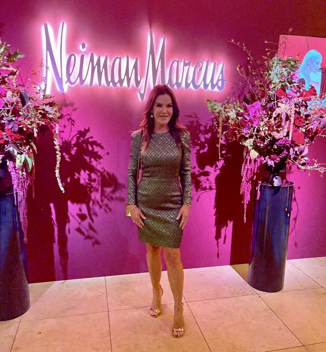 kirareedlorsch's tweet image. Thank you @neimanmarcus for having me #fantasygifts #holiday #party #kirareedlorsch #neimanmarcus