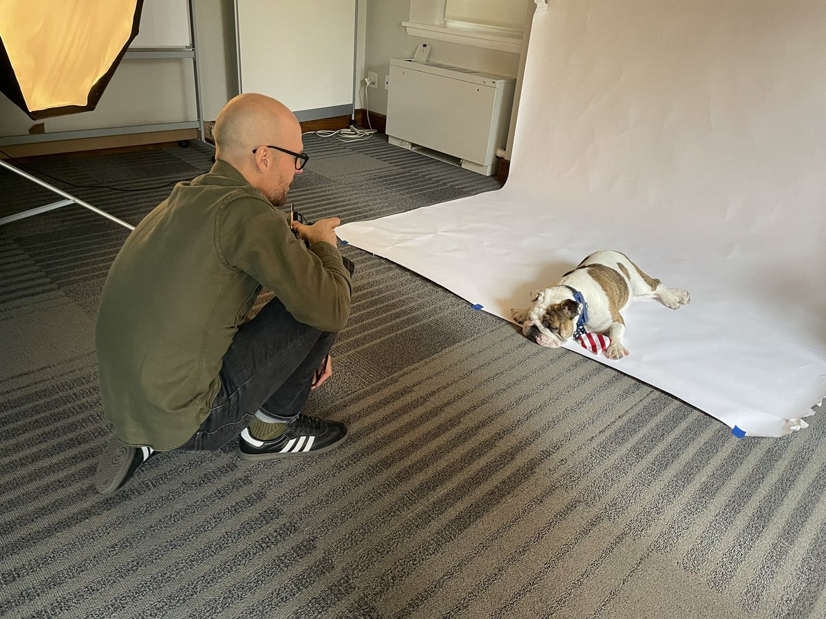 DrakeUGriff's tweet photo. Needed a campaign headshot. ‘Tis the season. 🇺🇸#VoteGriff @DrakeUniversity https://t.co/wqKHFejAjl