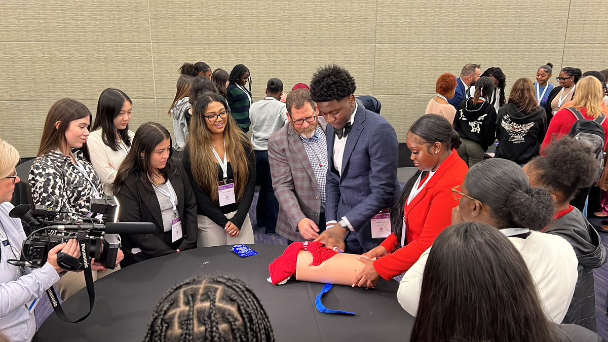 American College of Surgeons tweet media