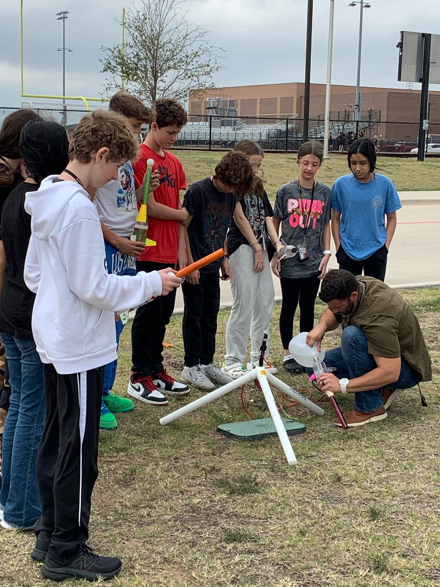 Flight and Space classes are testing rockets today!