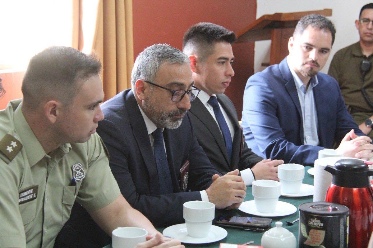 gdelpin's tweet photo. Coordinamos un nuevo simulacro en caso de emergencia en #Colina2.
Junto a distintas instituciones participantes, nos anteponemos a distintas situaciones, en un trabajo colaborativo y conjunto, se realizan periódicamente operativos para prepararse ante situaciones críticas. https://t.co/9flubZjWtq
