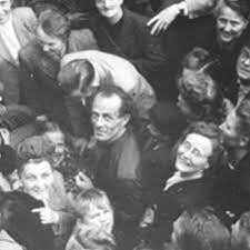 GroeningQuotes's tweet image. That's why I call people to awareness and extend my hand to everyone so that I can really lead them.

- Bruno Groening

#BackToGod