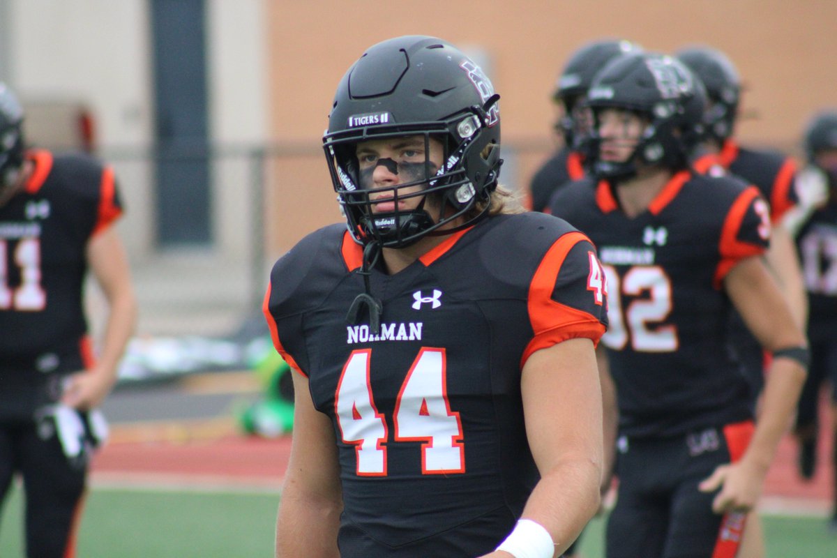 PrepRedzoneOK's tweet photo. NEW: Continuing Our 2025 Breakdowns With A Look At The Top Linebackers In The State's Junior Class! Some Dudes Who Will Absolutely Lay The Hammer Down. #OKPreps 
🔗LINK: https://t.co/SOrWYO9h0Z