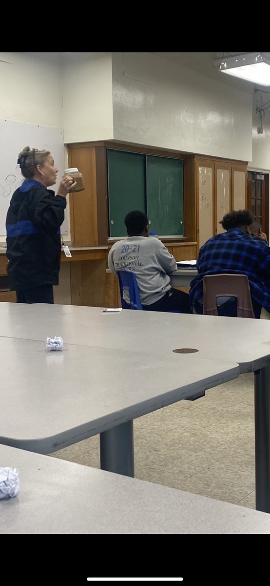 Explore_Johnson's tweet photo. The students had a lesson about water and erosion thanks to the Louisville Water company.  Students were engaged and Exploring a new topic and career!! @ExploreJCPS @Dr_RKBranch https://t.co/NYDOdw5x9j