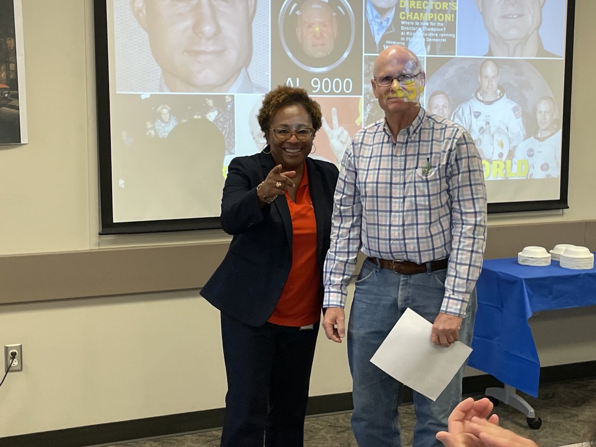 CLTWaterDir's tweet photo. @CLTWater celebrating 45 years of service….. one of our greatest engineers…Al Rich. He is #onewaterstrong! #alloveswater @CLTgov https://t.co/hHY95GxaOe