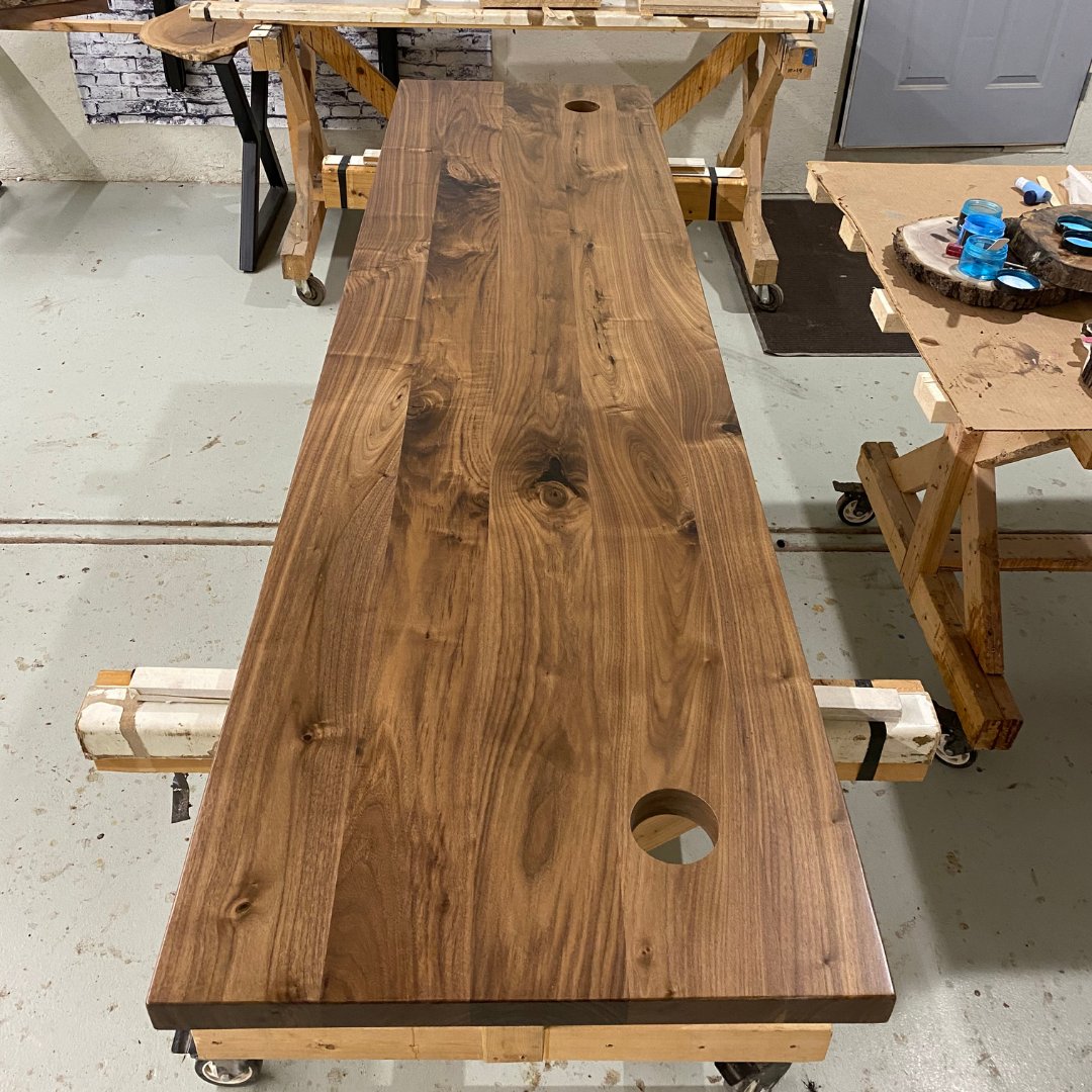 TheLumberShack1's tweet photo. This custom walnut desk top was ready for its closeup 📸
::
Ready to refresh your desk? Chat with one of our wood experts today!
https://t.co/kdrGq923a7
::
#wooddesk #officefurniture #officeset #design https://t.co/aiJSI63ViO