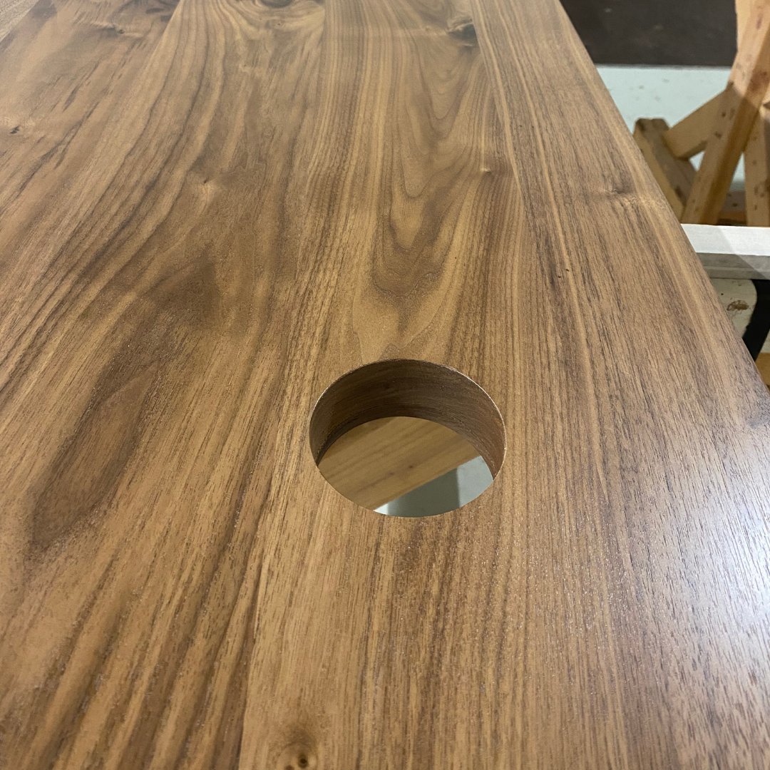 TheLumberShack1's tweet photo. This custom walnut desk top was ready for its closeup 📸
::
Ready to refresh your desk? Chat with one of our wood experts today!
https://t.co/kdrGq923a7
::
#wooddesk #officefurniture #officeset #design https://t.co/aiJSI63ViO