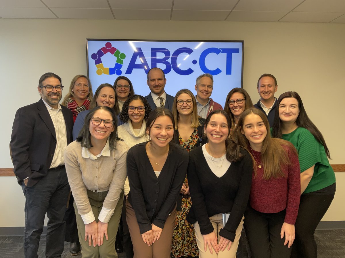 James C. McPartland (@j_mcpartland) on Twitter photo Looking for a #postdoc? Interested in #autism #neuroscience #research? Join this awesome team! Specifically interested in applicants with experience in #EEG #ERP #TMS #DataScience #eyetracking
<a href="/YaleCSC/">Yale Child Study Center</a> <a href="/YaleMed/">Yale School of Medicine</a>
medicine.yale.edu/lab/mcpartland… Looking for a #postdoc? Interested in #autism #neuroscience #research? Join this awesome team! Specifically interested in applicants with experience in #EEG #ERP #TMS #DataScience #eyetracking
<a href="/YaleCSC/">Yale Child Study Center</a> <a href="/YaleMed/">Yale School of Medicine</a>
medicine.yale.edu/lab/mcpartland…