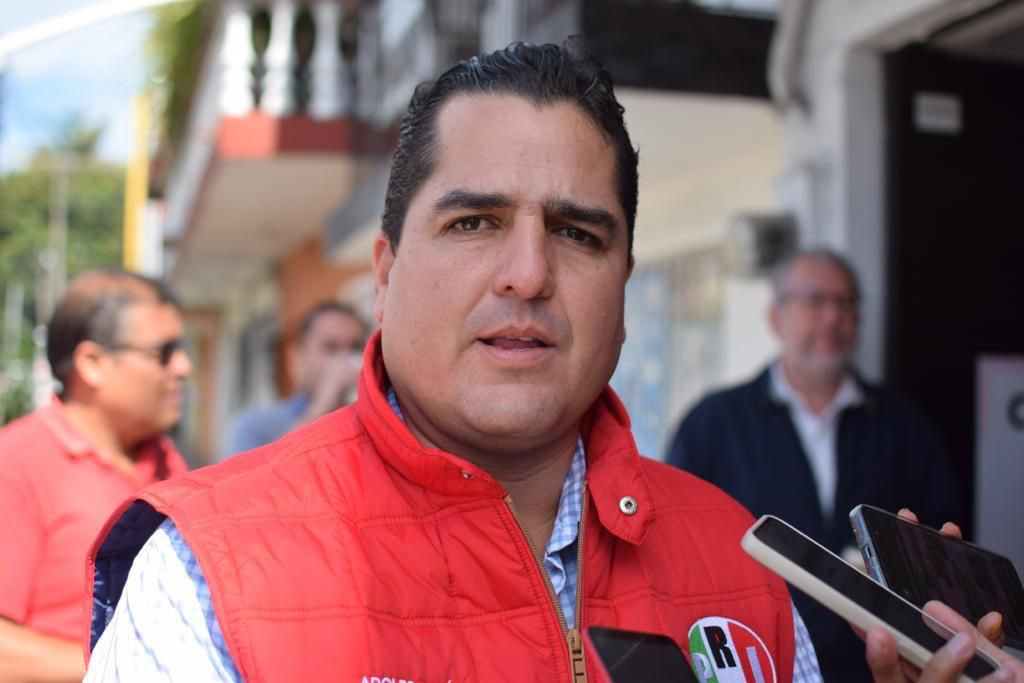 PRIVeracruz_'s tweet photo. #COMUNICADO📰

📌En el #PRI cada militante es valioso, siempre vamos a privilegiar la unidad: @AdolfoRamirezA5

➡️Hizo un llamado a la militancia que tenga alguna inconformidad para acercarse al diálogo, la nueva Dirigencia tiene las puertas abiertas.

🔗https://t.co/MRblq1h2kC https://t.co/tdT874uSMN