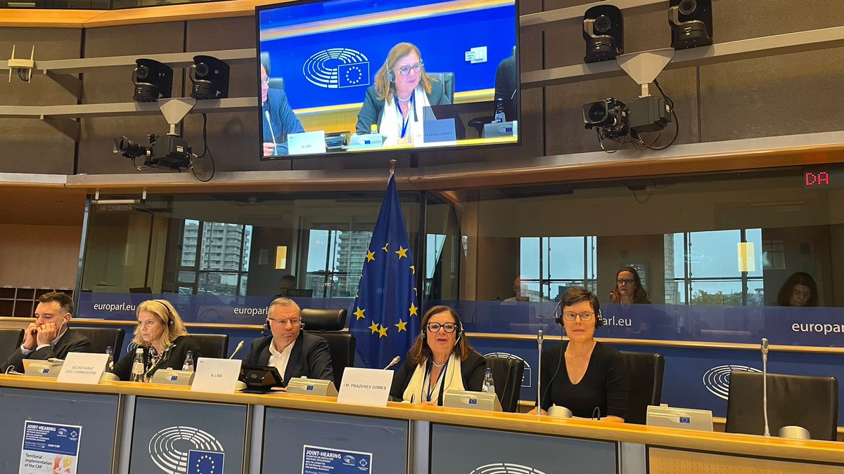 PES_CoR's tweet photo. While @vonderleyen announced a strategic dialogue on the #FutureCAP, we underline the importance to ensure that the territorial and bottom-up approach will be at its very heart.โ ๐ฉโ๐พ
๐จ๏ธ Our NAT chair @IsildaCor concluding the joint hearing with @EP_Agriculture
#FairGreenDeal https://t.co/VBaFwj6r2X