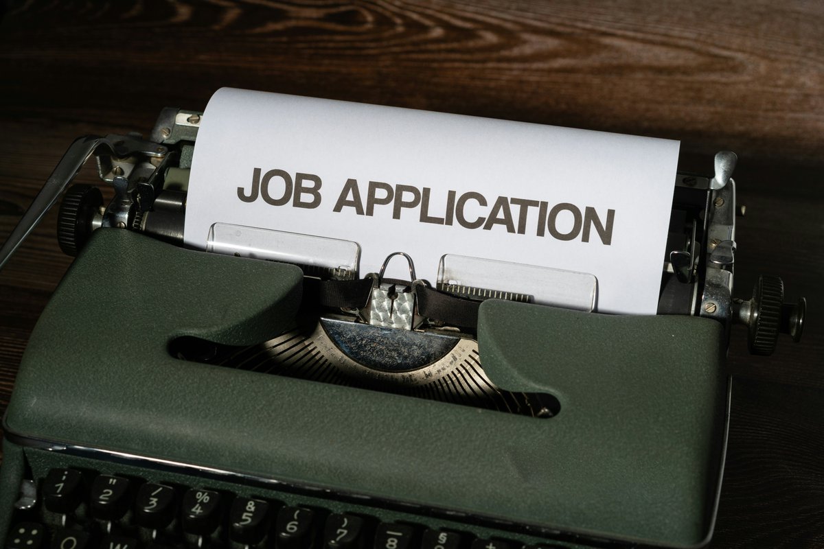 Recruitment 101 - Tip #57

Ensure that your online application process is user-friendly and doesn't deter potential candidates with excessive complexity. 

Ask for essential information upfront and minimize the number of required steps.
#NowHiring #Employment #Careers