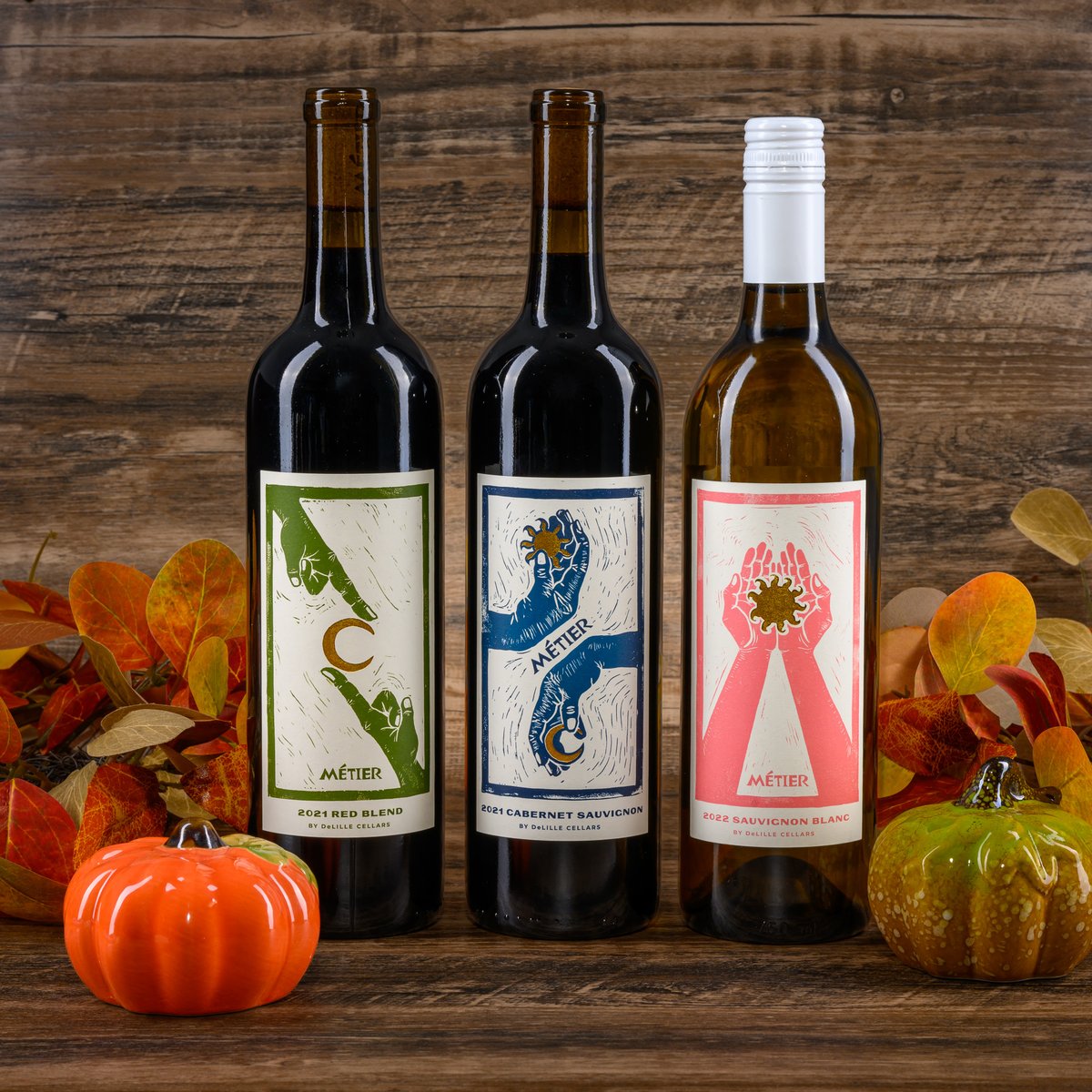 MetierWine's tweet photo. Halloween is fast approaching.

We're going trick-or-treating in hopes of finding a bottle of Métier.

#metierwine #delillecellars #redwine #whitewine #sauvignonblanc #columbiavalley #halloween #spooky https://t.co/6fz01dEeAc