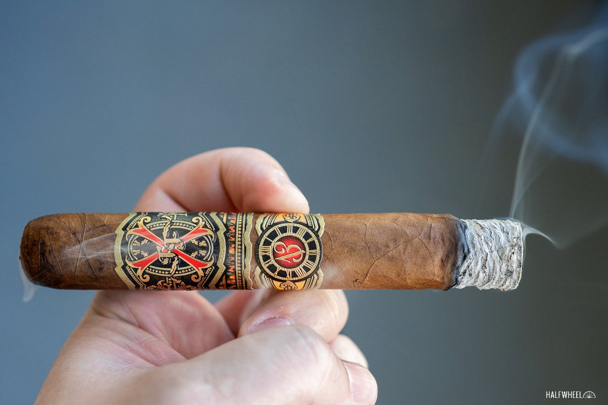 If you want a cigar with complexity and rich flavors, look no further than Opus X by Arturo Fuente.

#CigarChoice #OpusXCigars #FuenteCigars #RegencyCigar
