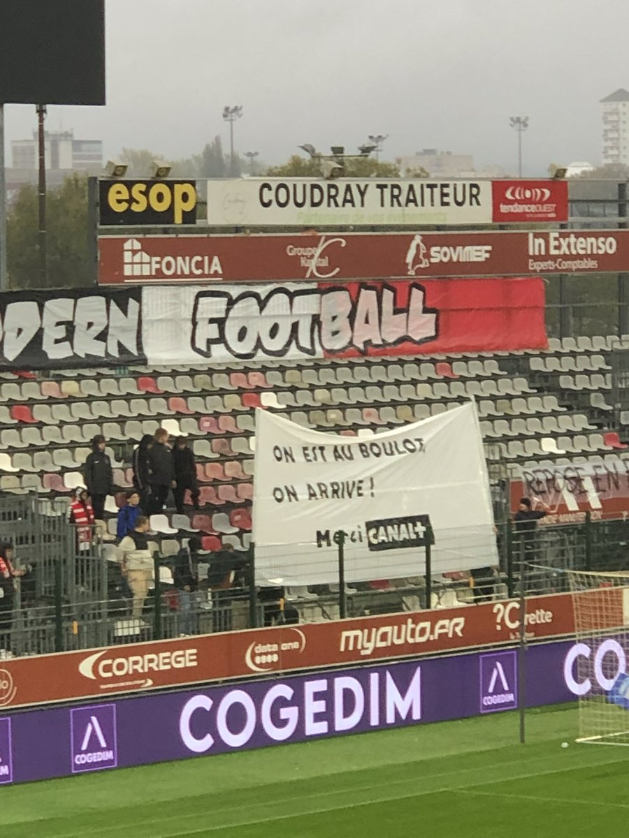 FCWE_'s tweet photo. Lundi 23/10/2023 : FC Rouen 1899 - US Avranches

LE FOOT C'EST LE WEEK-END ! https://t.co/91EgdfgNM5