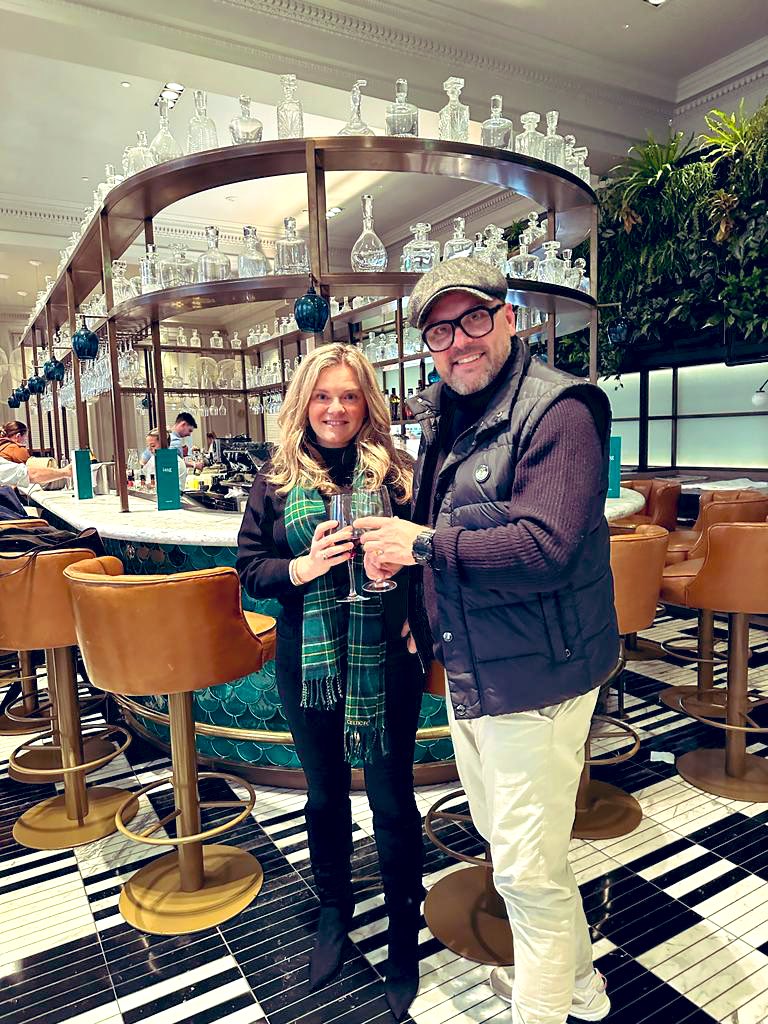 422Kerry's tweet photo. Football Friends Reunited in Glasgow πππ @KTehva #ECACMP
Come on @CelticFC β€οΈβπ₯π #UCL https://t.co/Dyou3cVzI1