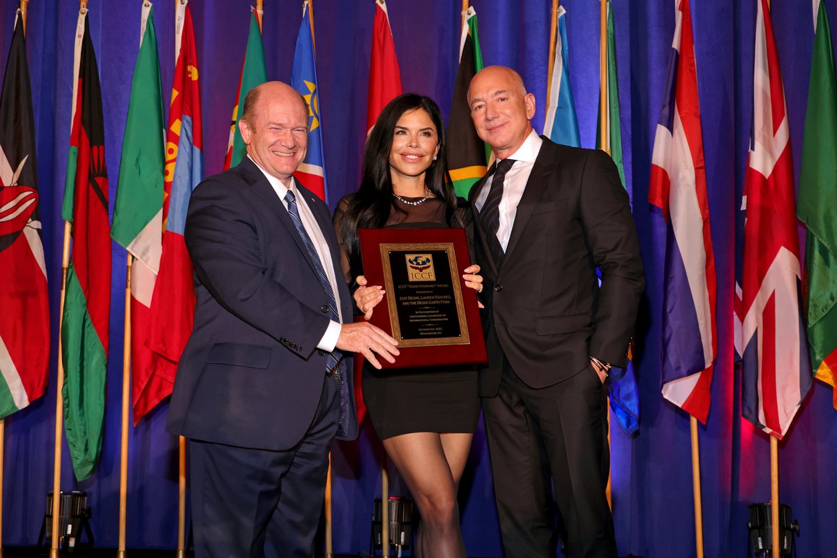 Bezos Earth Fund tweet media