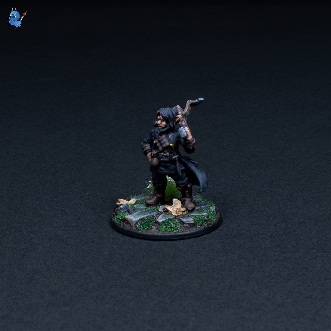 troll_painter's tweet photo. I painted this lovely halfling by Galaad Miniatures 
Such an amazing model with so much detail! Painted for a client as a #warhammerfantasyrpg character #miniature

Custom base using @greenstuffworld products!

#thetrollpainter 

#miniaturepainting #3dprint #mordheim #rpg https://t.co/yef350IC5H