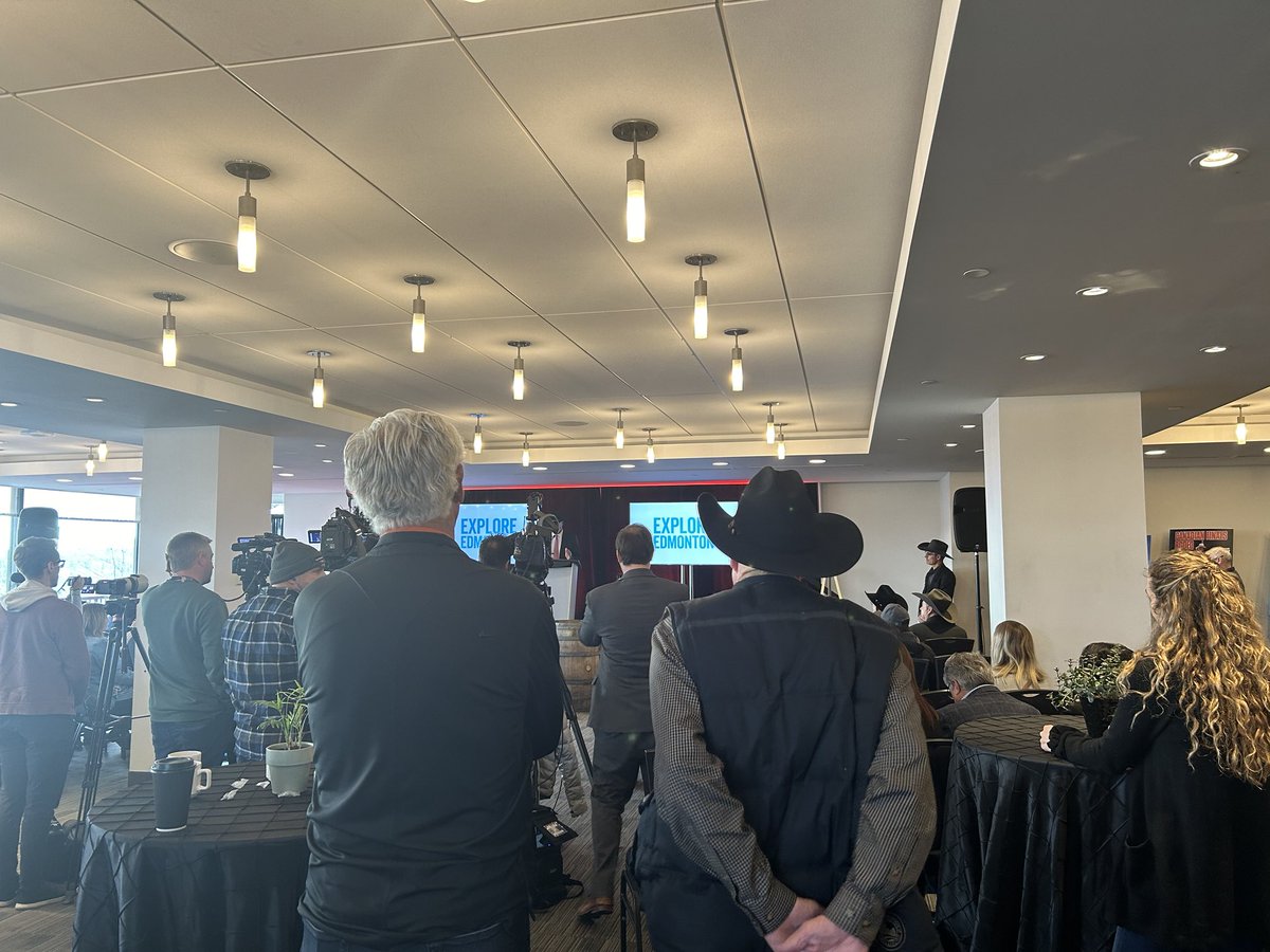 So excited to hear the CFR is coming back to YEG!!!  Great work by all ⁦<a href="/ExploreEdmCo/">Explore Edmonton Corporation</a>⁩ ⁦<a href="/tracibednard/">Traci Bednard</a>⁩