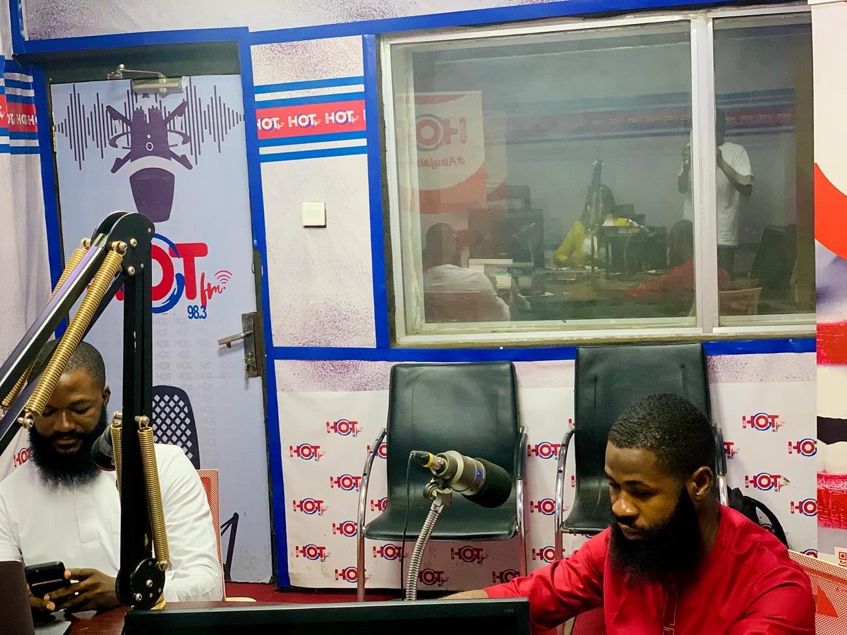 e86Limited's tweet image. Earlier today, @jojoikpi hosted us at Hot FM to discuss the incredible impact of data on the digital landscape, from shaping business strategies to driving success in the world of social media.

#DataDrivenBusiness
#SocialMediaAnalytics
#TechDiscussion
#DigitalTransformation