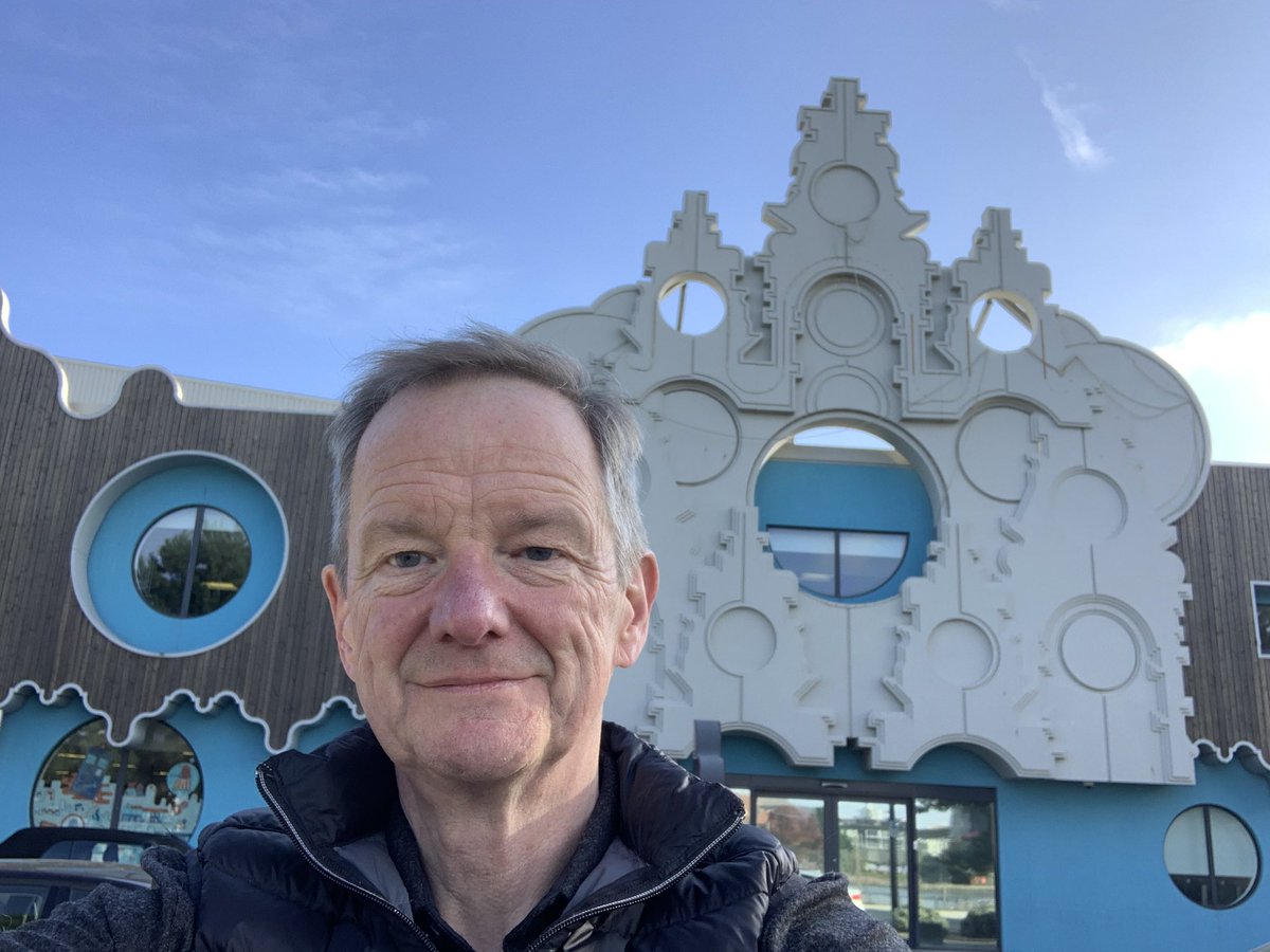coastTV's tweet photo. A new bit of the BBC for me … Drama studio Cardiff had to sign NDA … Top Secret filming … but I’m here delivering Researcher Course for the wonderful @TRC_media RAD Wales programme to get newbies into TV … a great bunch https://t.co/rL18wPKXB1