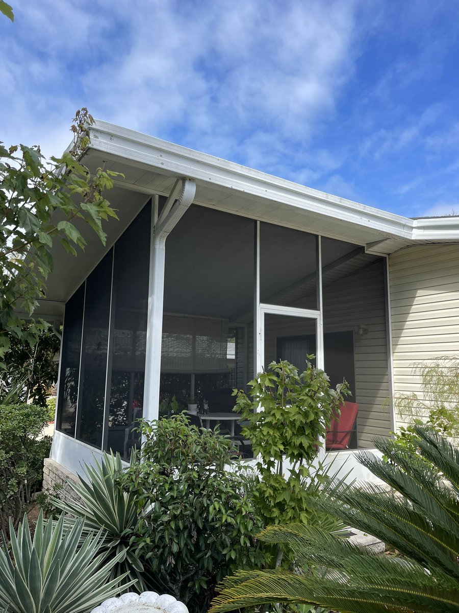 joesaluminumllc's tweet image. Rescreened this entire lanai with 18x14 phiferglass screen #screen #screening #rescreen #rescreening #phiferscreen #tornscreen #newscreen #screenrepair #screenrepairs #screenreplacement #screenrepairservice #screenrepaircompany #lanaiscreen #lanaiscreenrepair #lanaiscreening