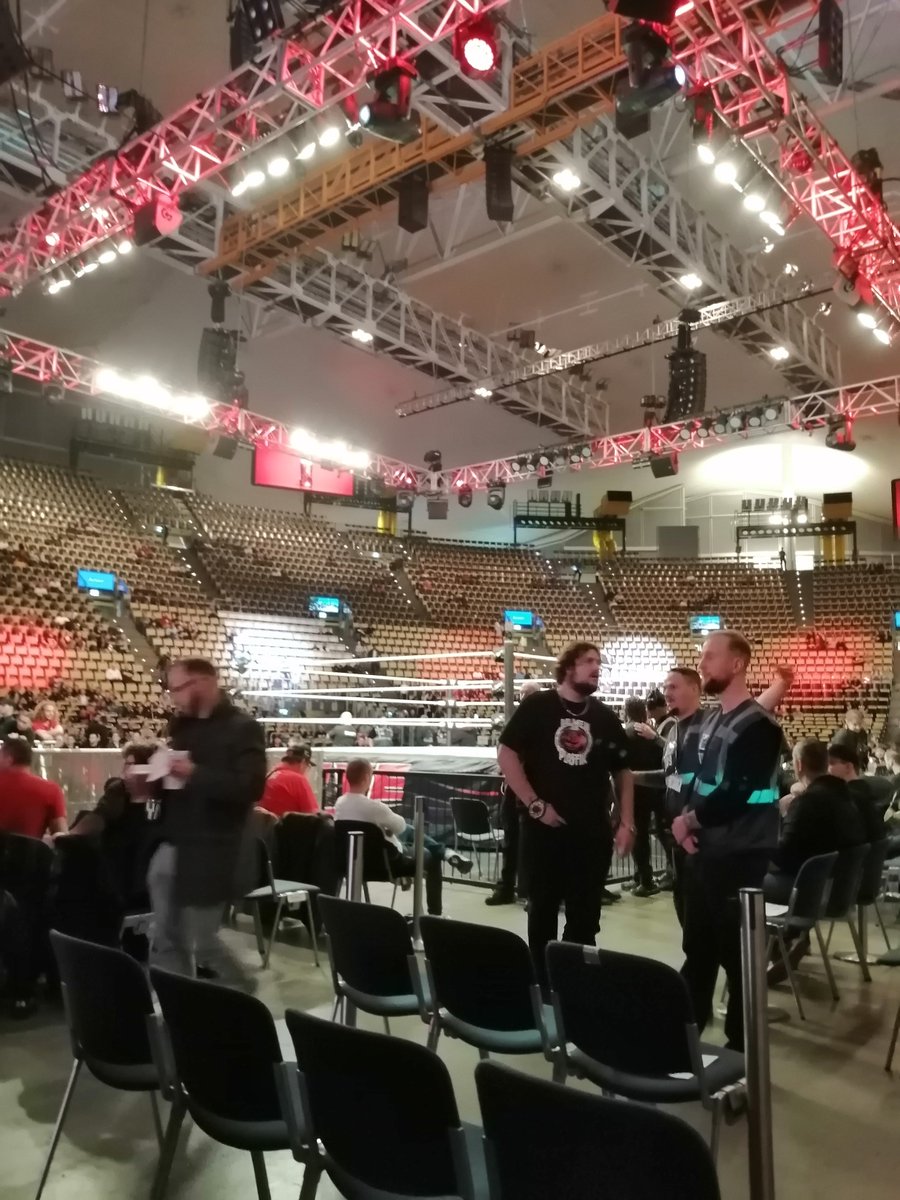 FreshRavenAC's tweet image. Let's Go! #WWEMunich