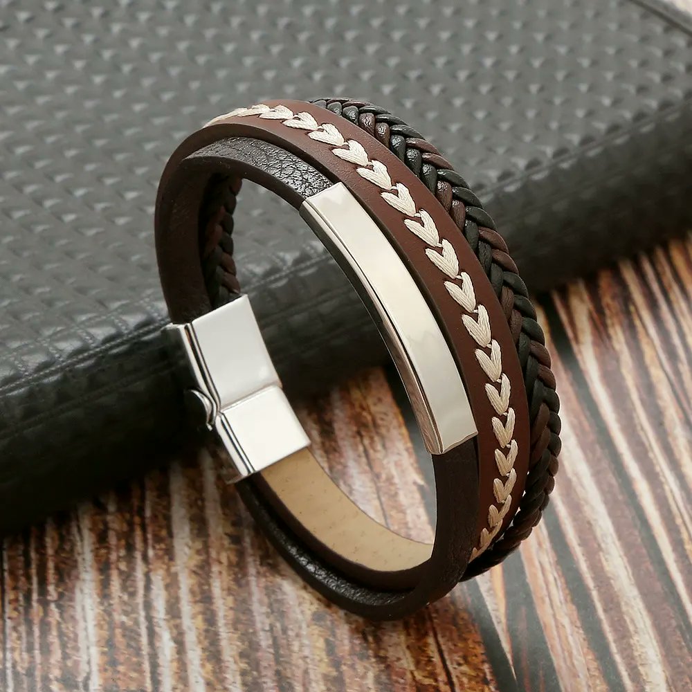 ChinazaObi7's tweet photo. Bracelets are the Abuja jewelry that speaks volumes without saying a word.
Available in black and brown.
Price - 3,500
Location- Abuja
Send a dm to purchase.
#abujamenfashion #abujamenbraceletstore #abujajewelry #zazisignature #abujabracelets https://t.co/BXpx2KnLQ4